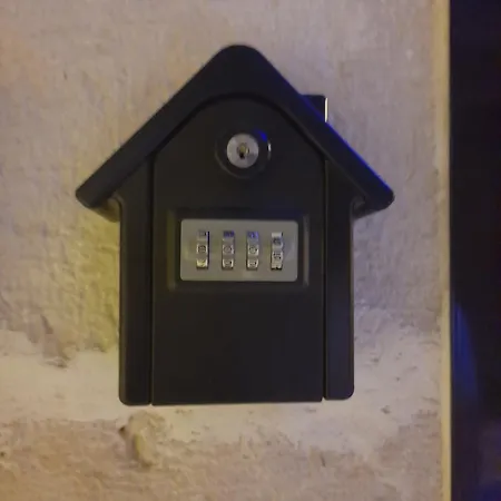 Il Cavalliere Μπαρλέτα